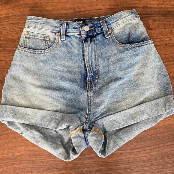BDG Pants - BDG Mom High-Rise Jean Shorts 28